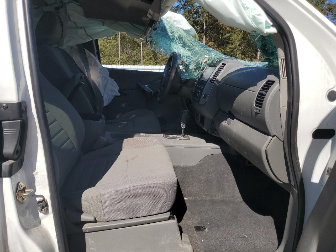 2020 NISSAN Frontier