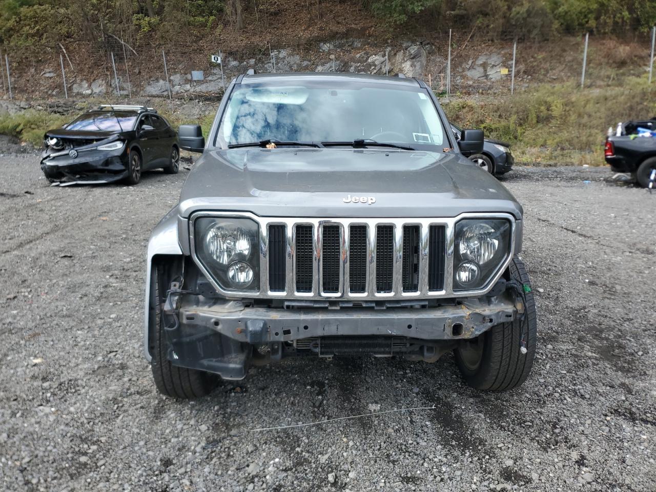 2012 JEEP Liberty
