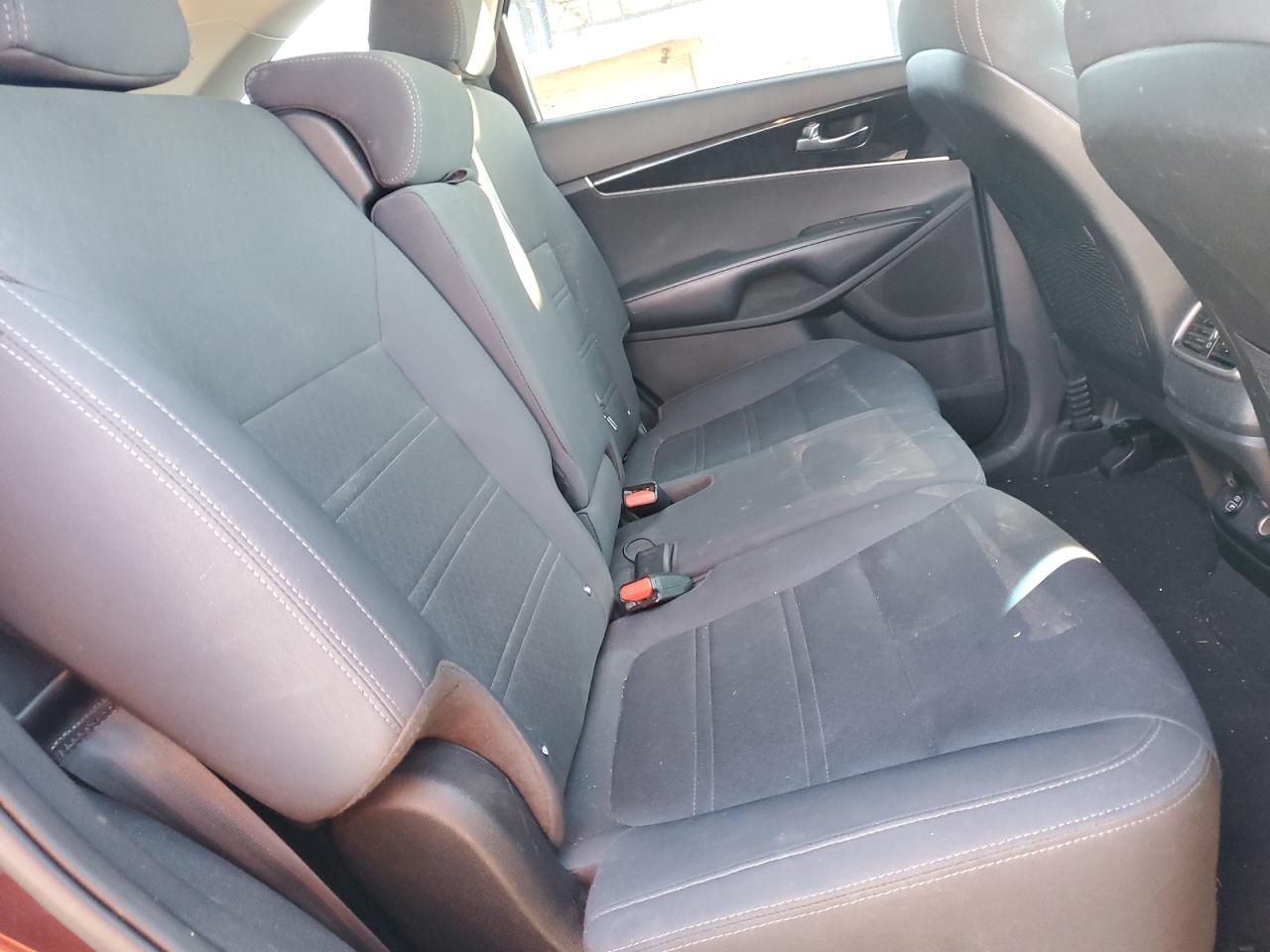 2018 KIA SORENTO