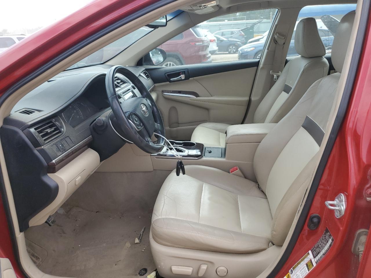 2012 TOYOTA CAMRY