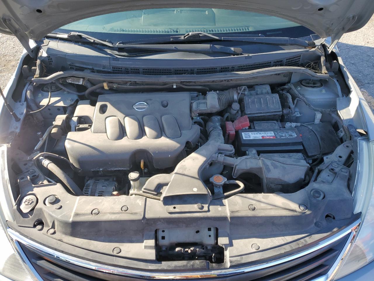 2011 NISSAN VERSA