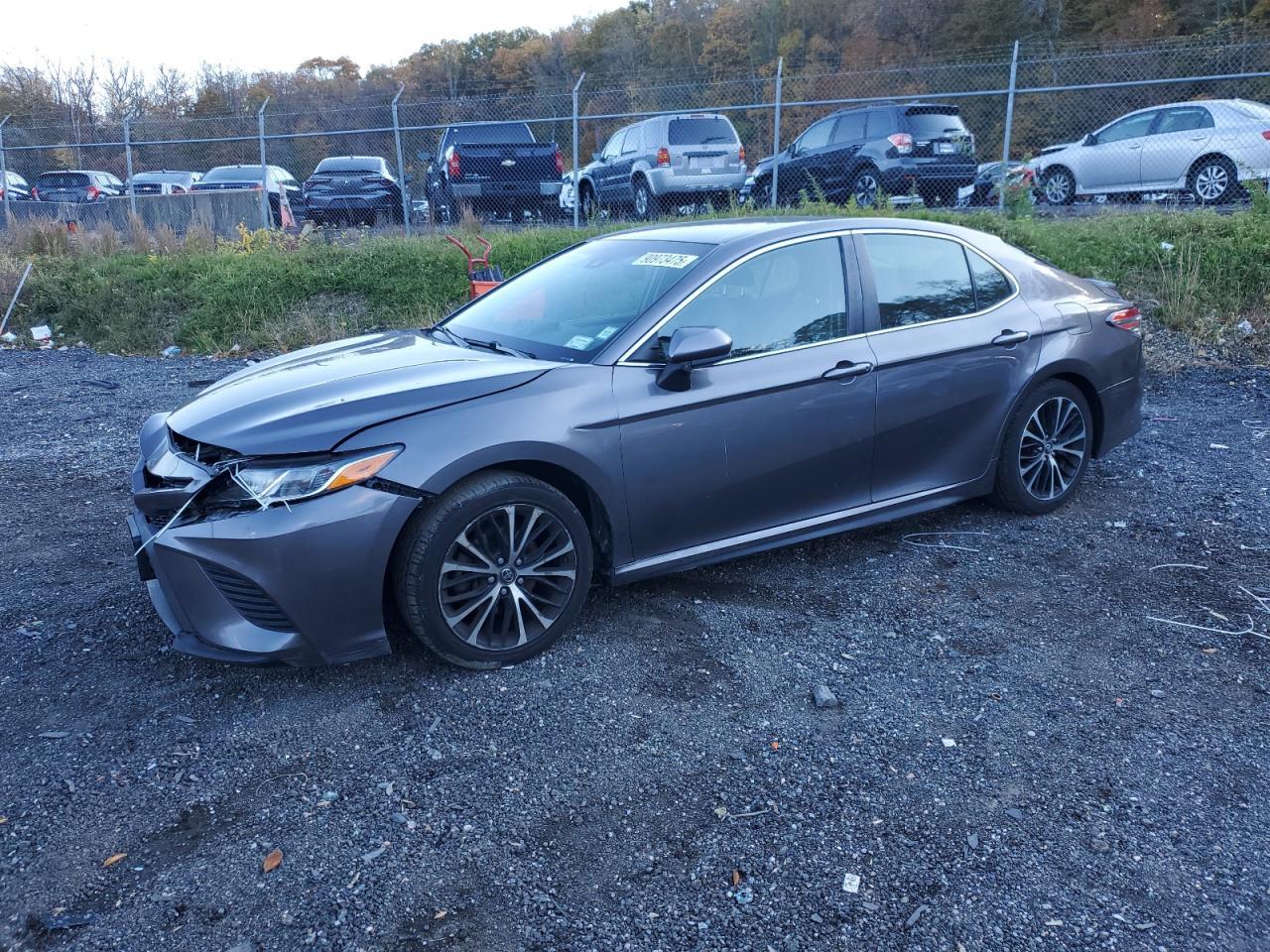 2018 TOYOTA CAMRY