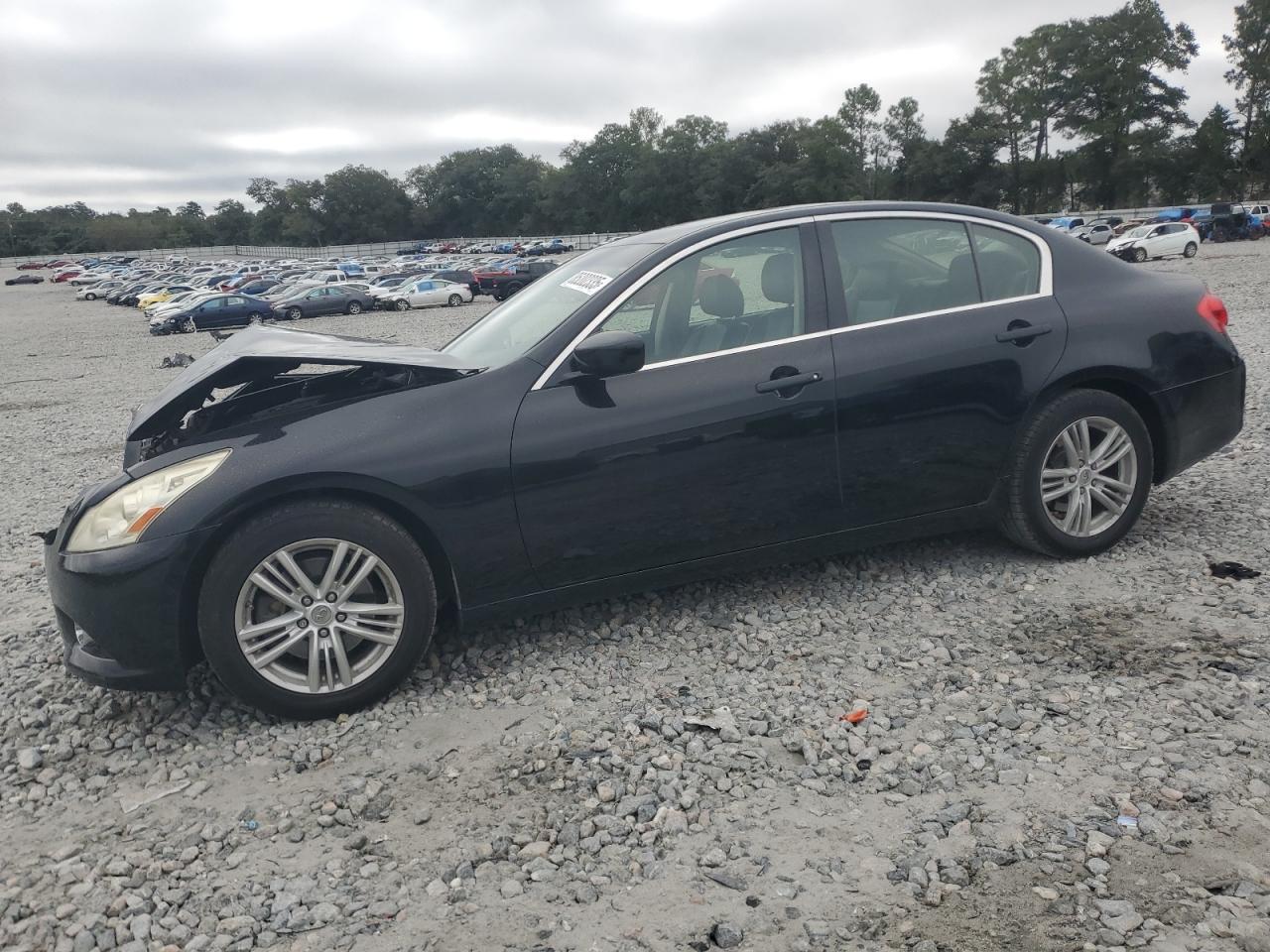 2013 INFINITI G37