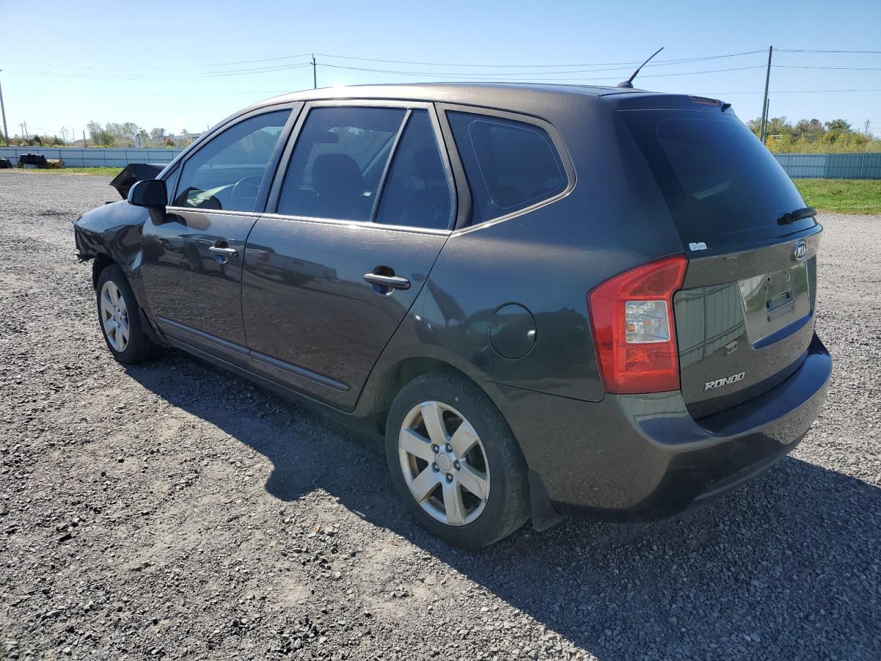 2009 KIA RONDO