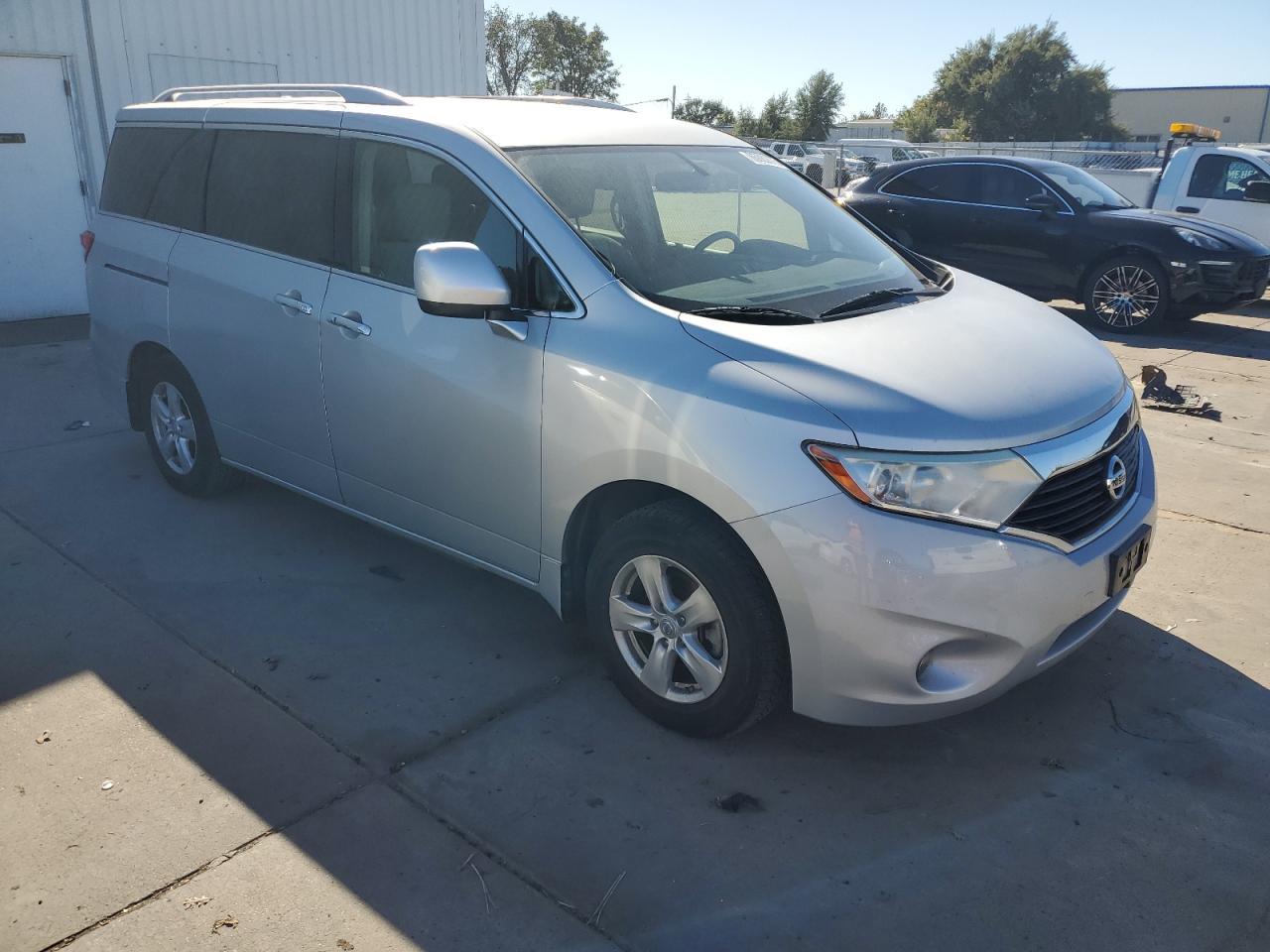 2014 NISSAN Quest