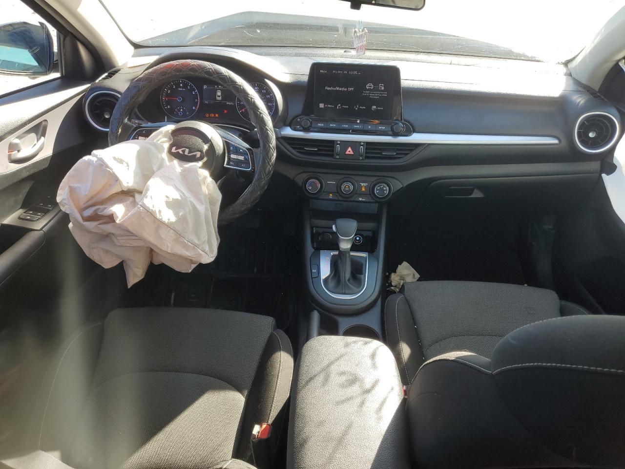 2023 KIA FORTE