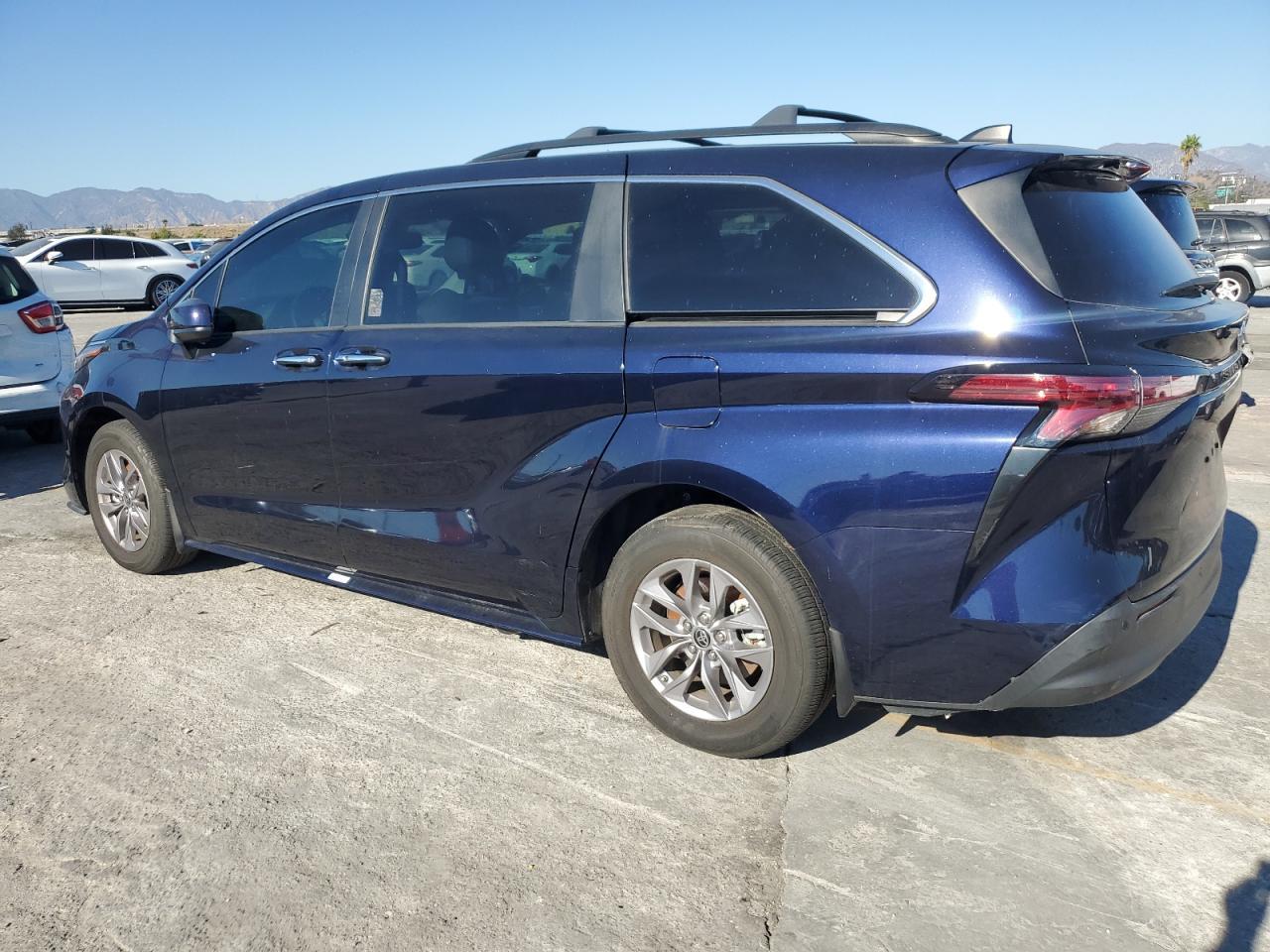 2022 TOYOTA SIENNA