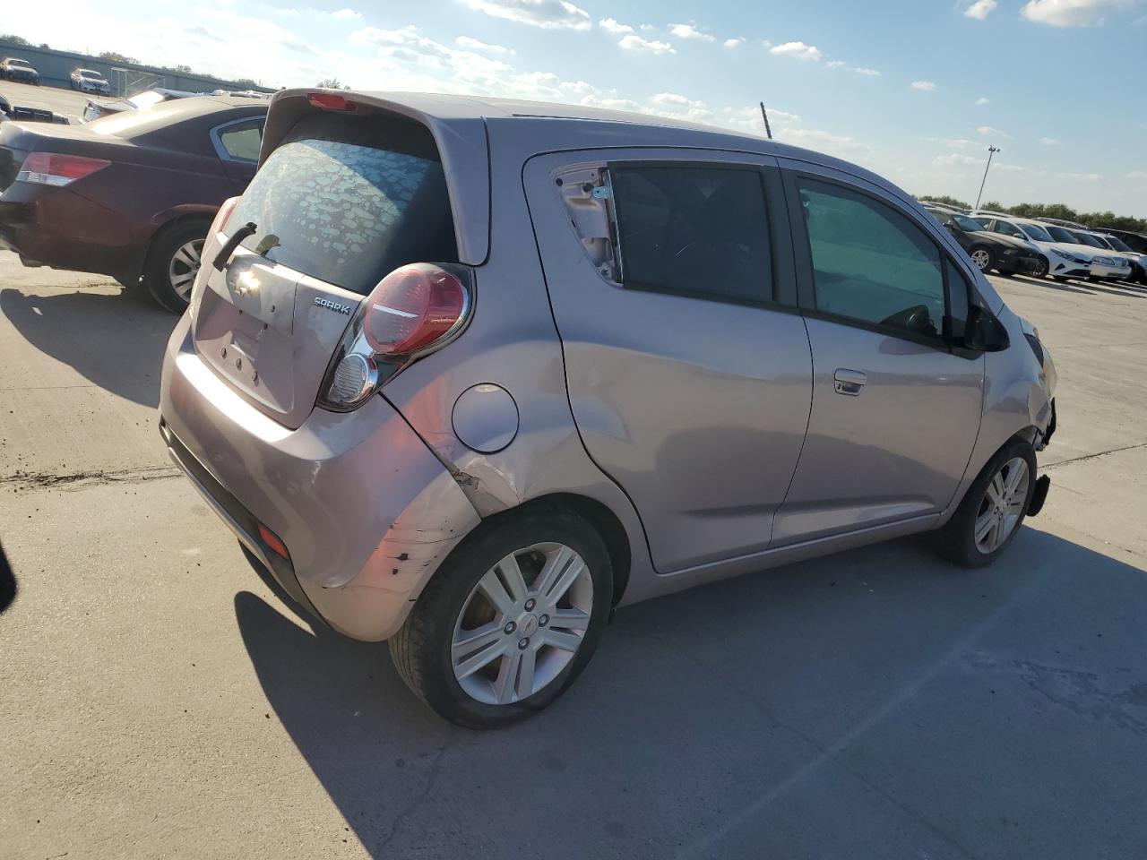2013 CHEVROLET Spark
