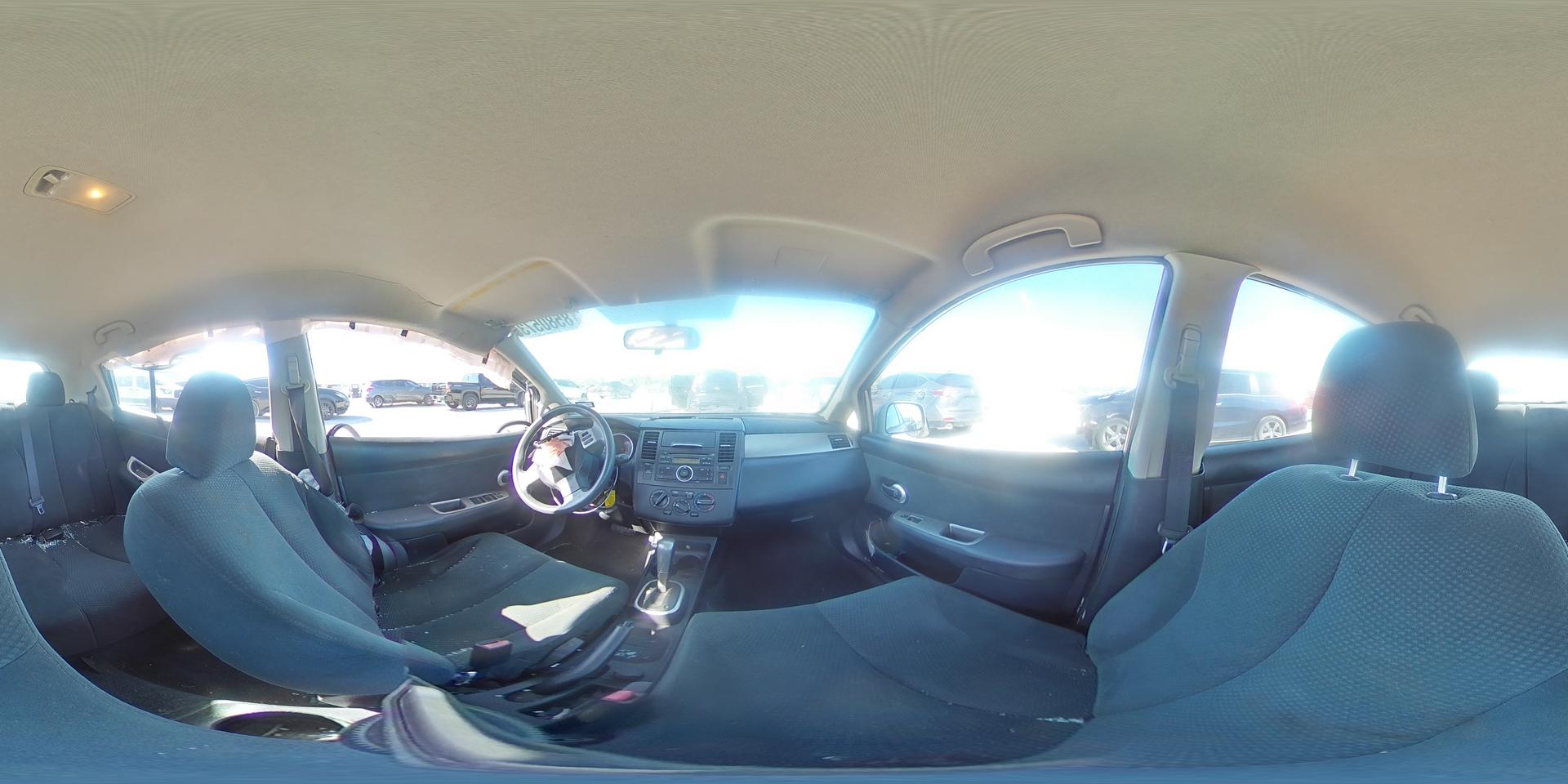2012 NISSAN VERSA