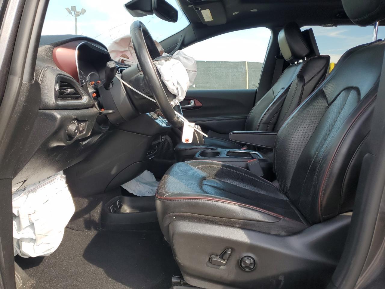 2019 CHRYSLER Pacifica