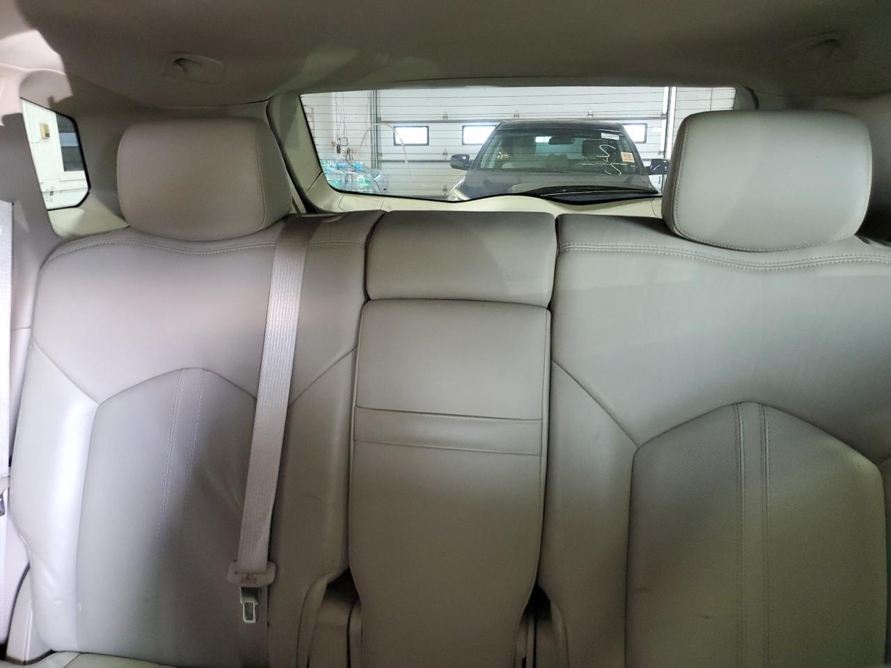 2011 CADILLAC SRX