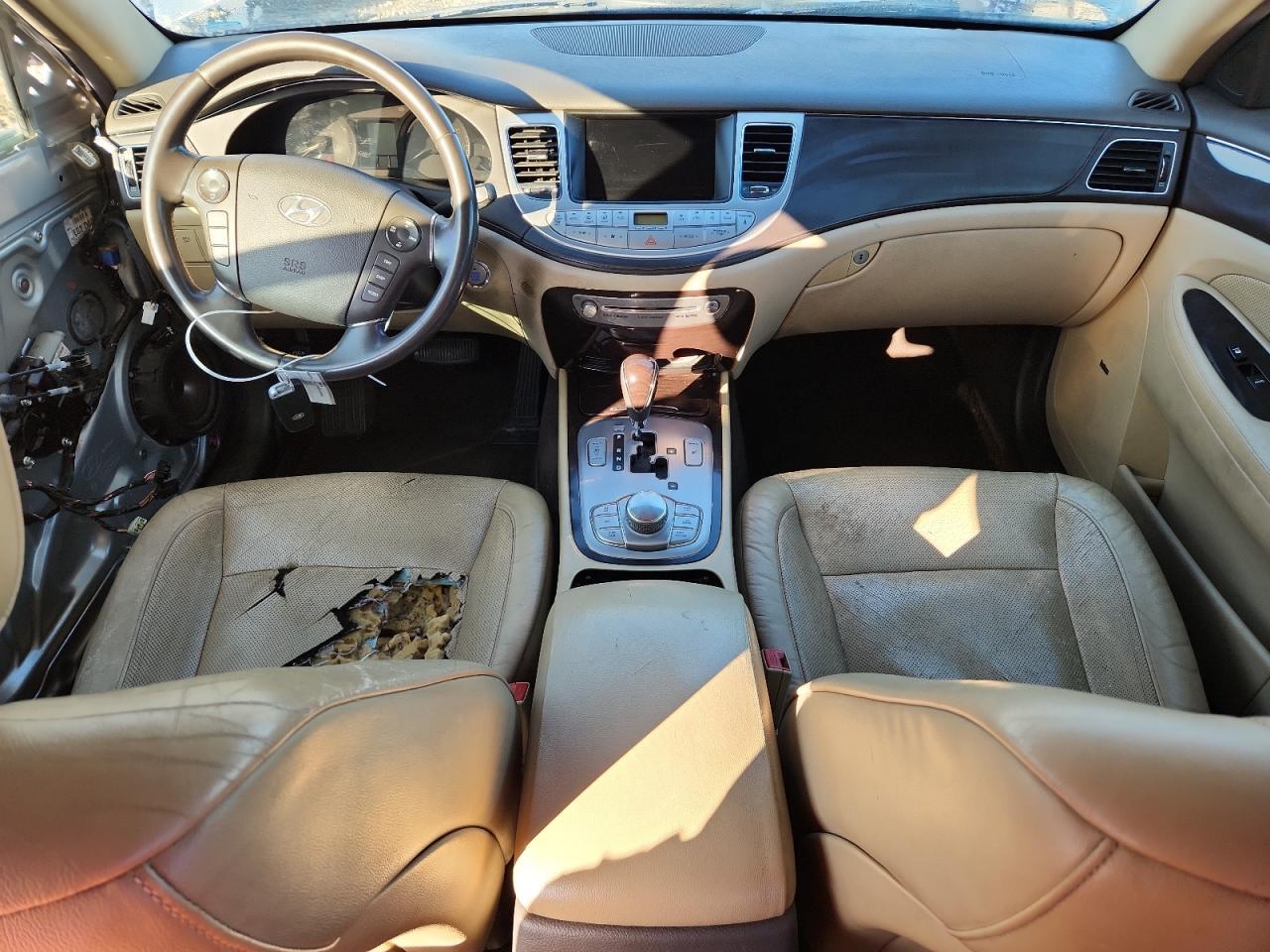 2009 HYUNDAI GENESIS