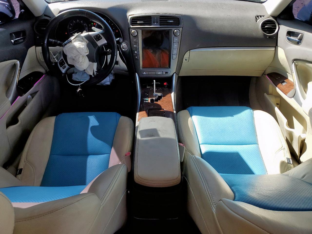 2011 LEXUS IS 250