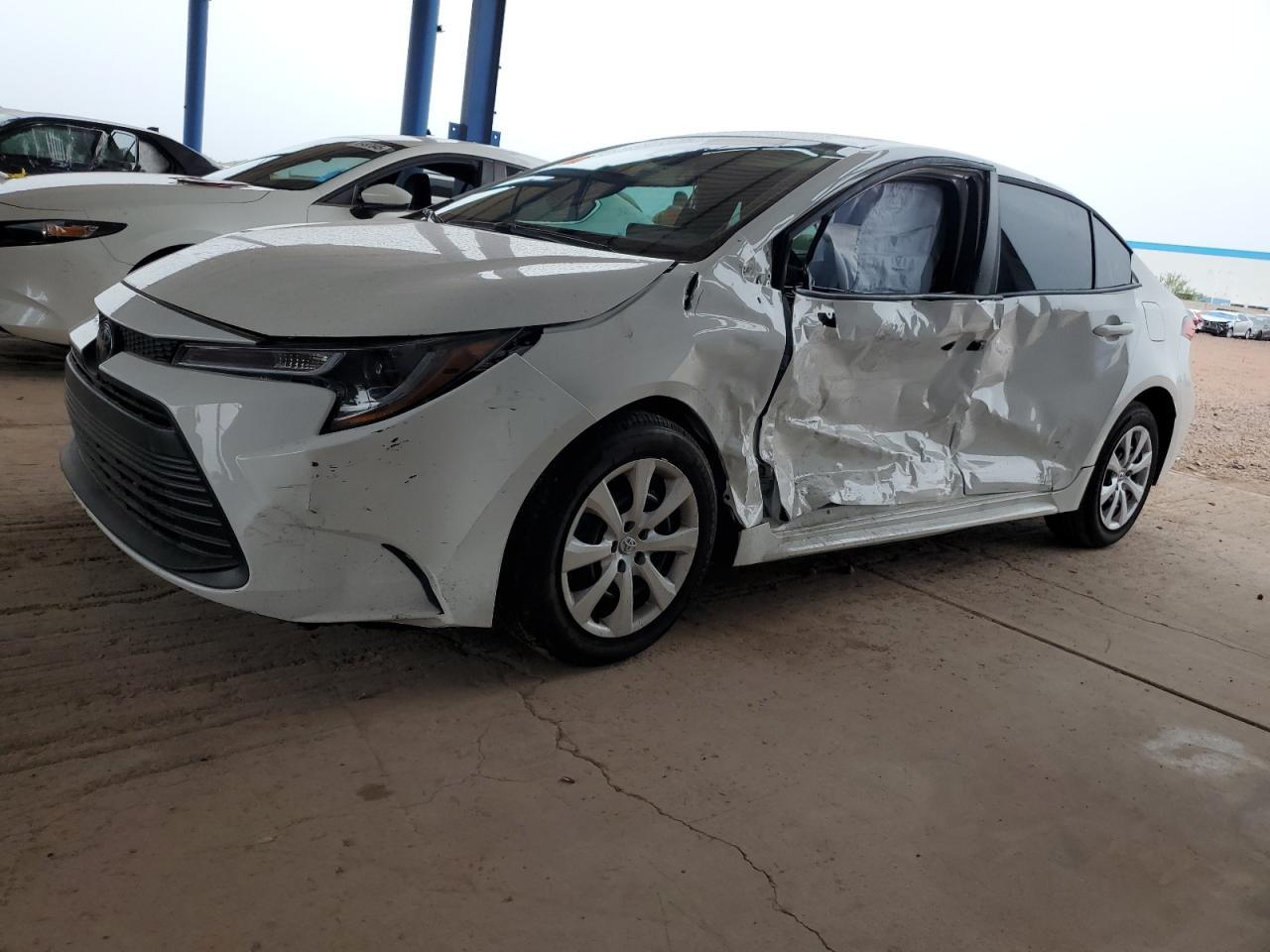 2025 TOYOTA COROLLA