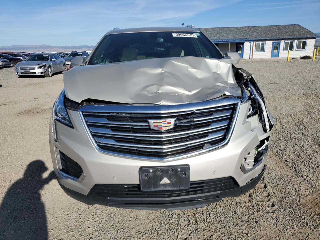 2017 CADILLAC XT5
