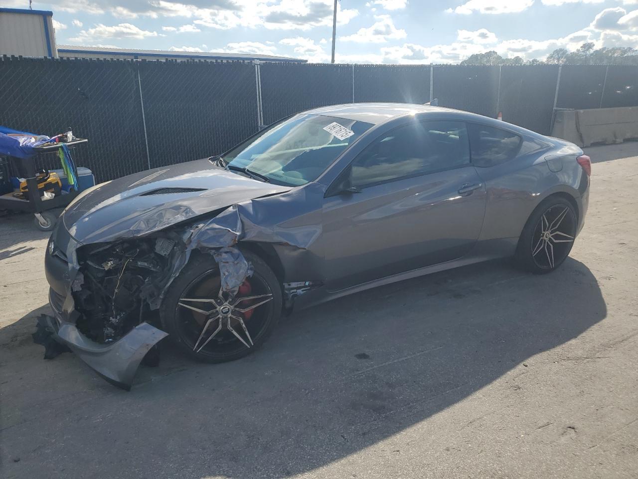 2013 HYUNDAI GENESIS