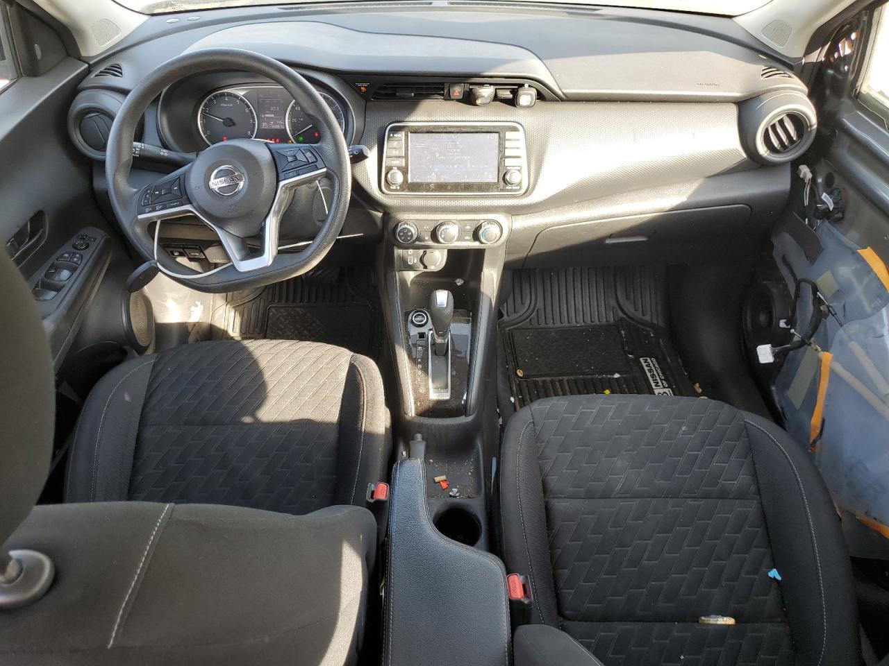 2021 NISSAN KICKS