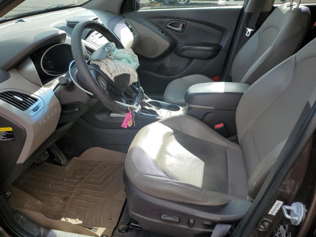 2015 HYUNDAI TUCSON