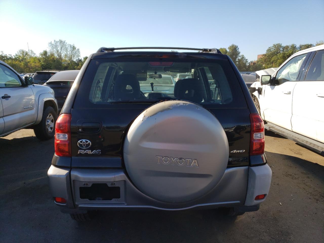 2004 TOYOTA RAV4