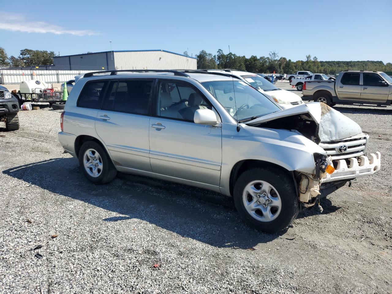 2005 TOYOTA HIGHLANDER