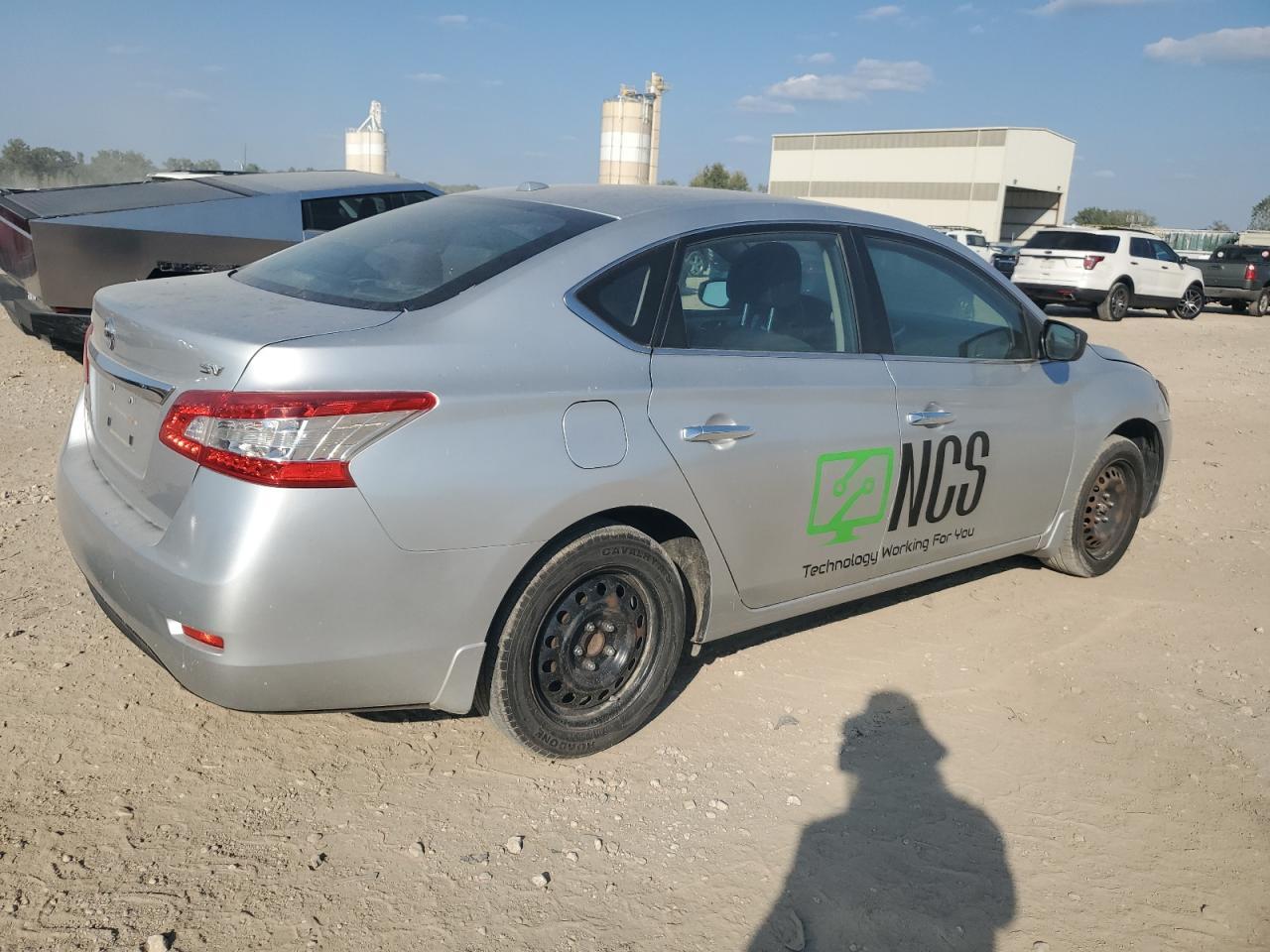 2015 NISSAN SENTRA