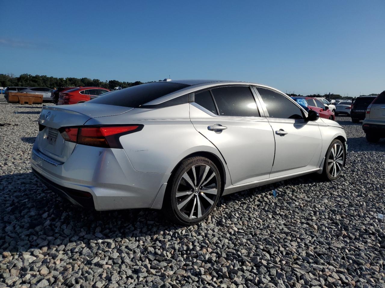 2019 NISSAN ALTIMA