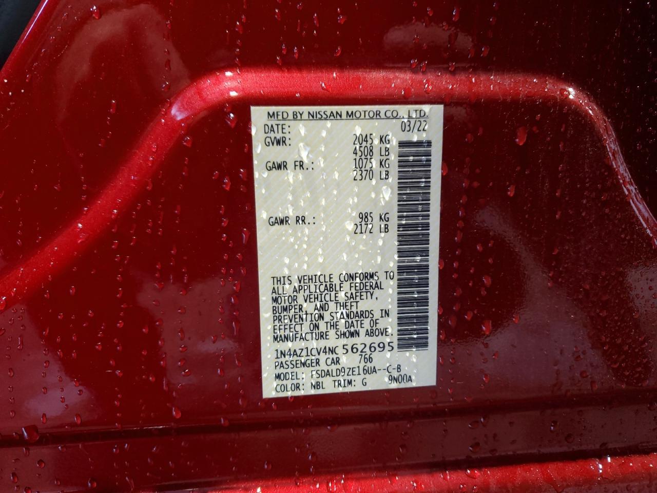 2022 NISSAN LEAF