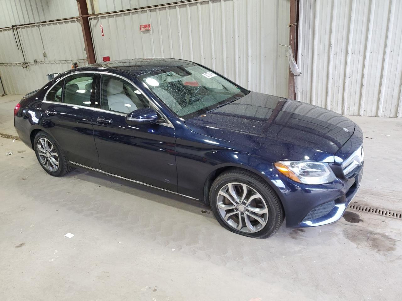 2016 MERCEDES-BENZ C-CLASS