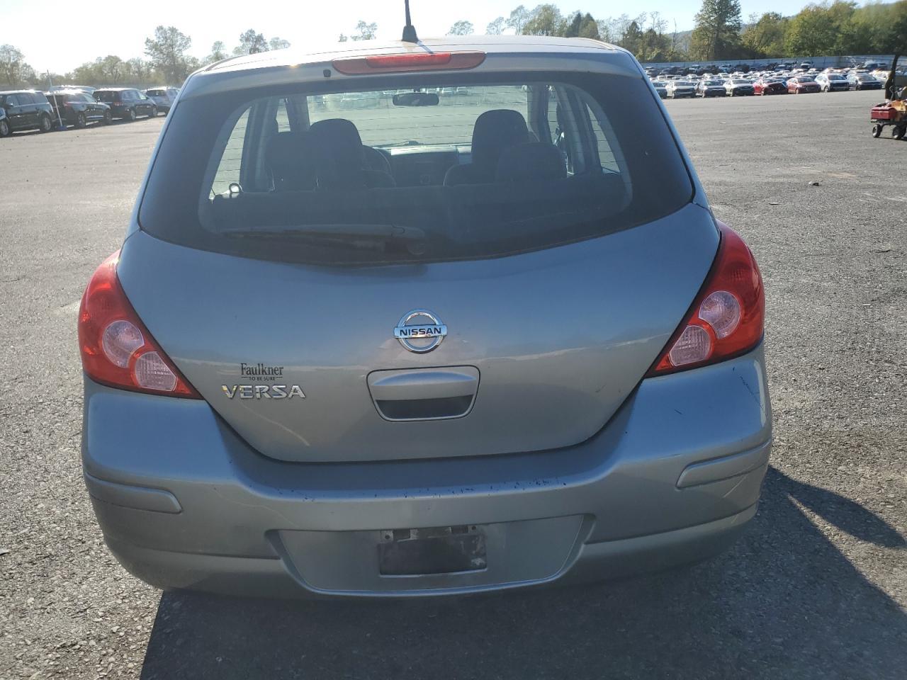 2009 NISSAN VERSA