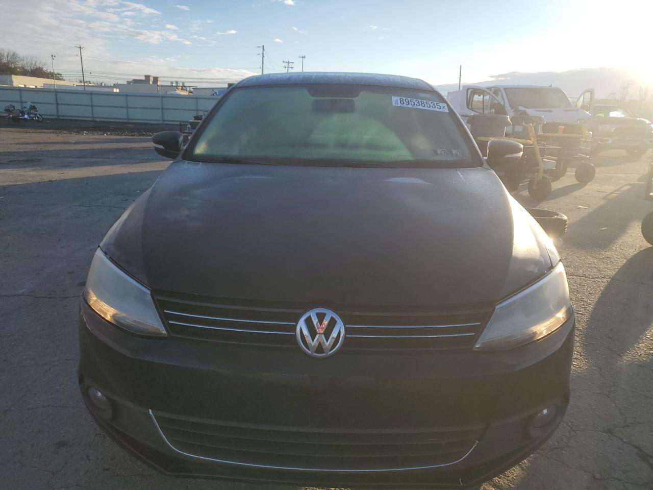 2013 VOLKSWAGEN JETTA