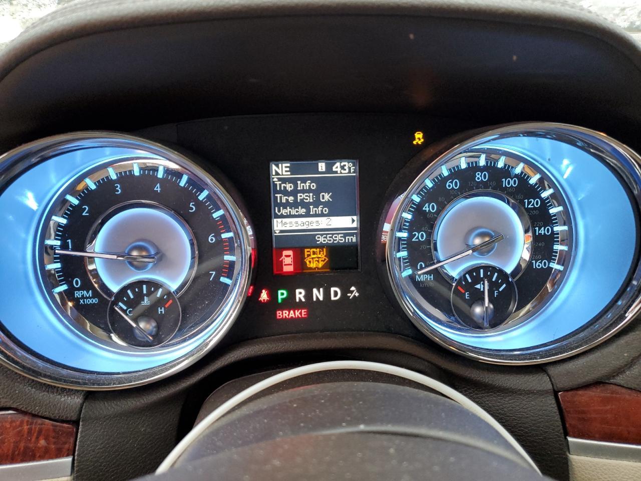 2011 CHRYSLER 300