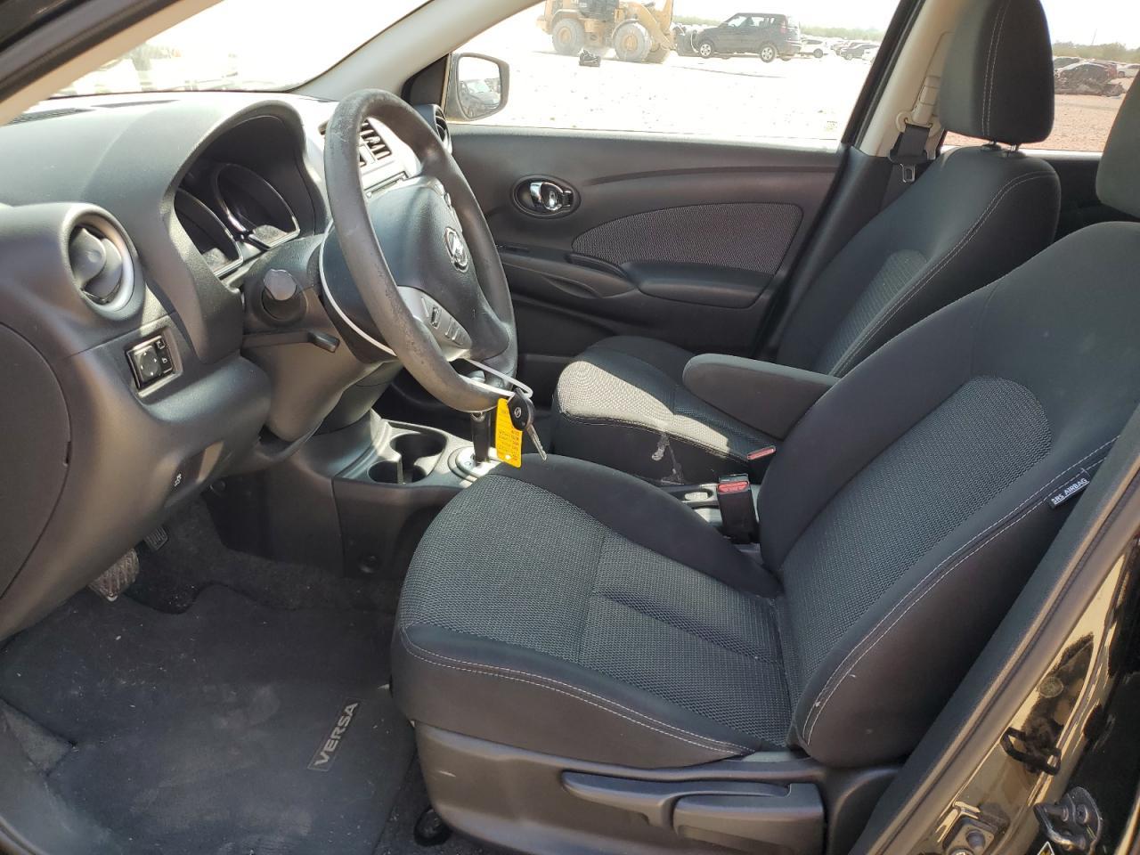 2016 NISSAN VERSA