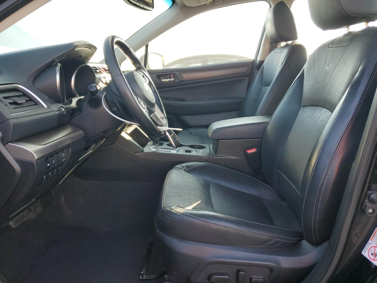 2015 SUBARU Legacy