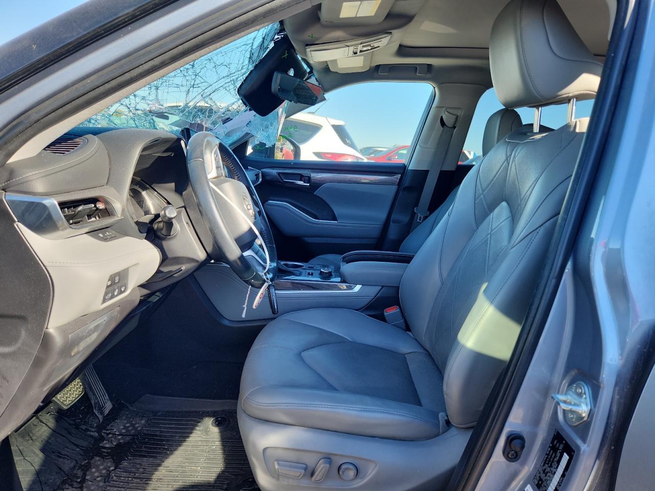 2022 TOYOTA HIGHLANDER