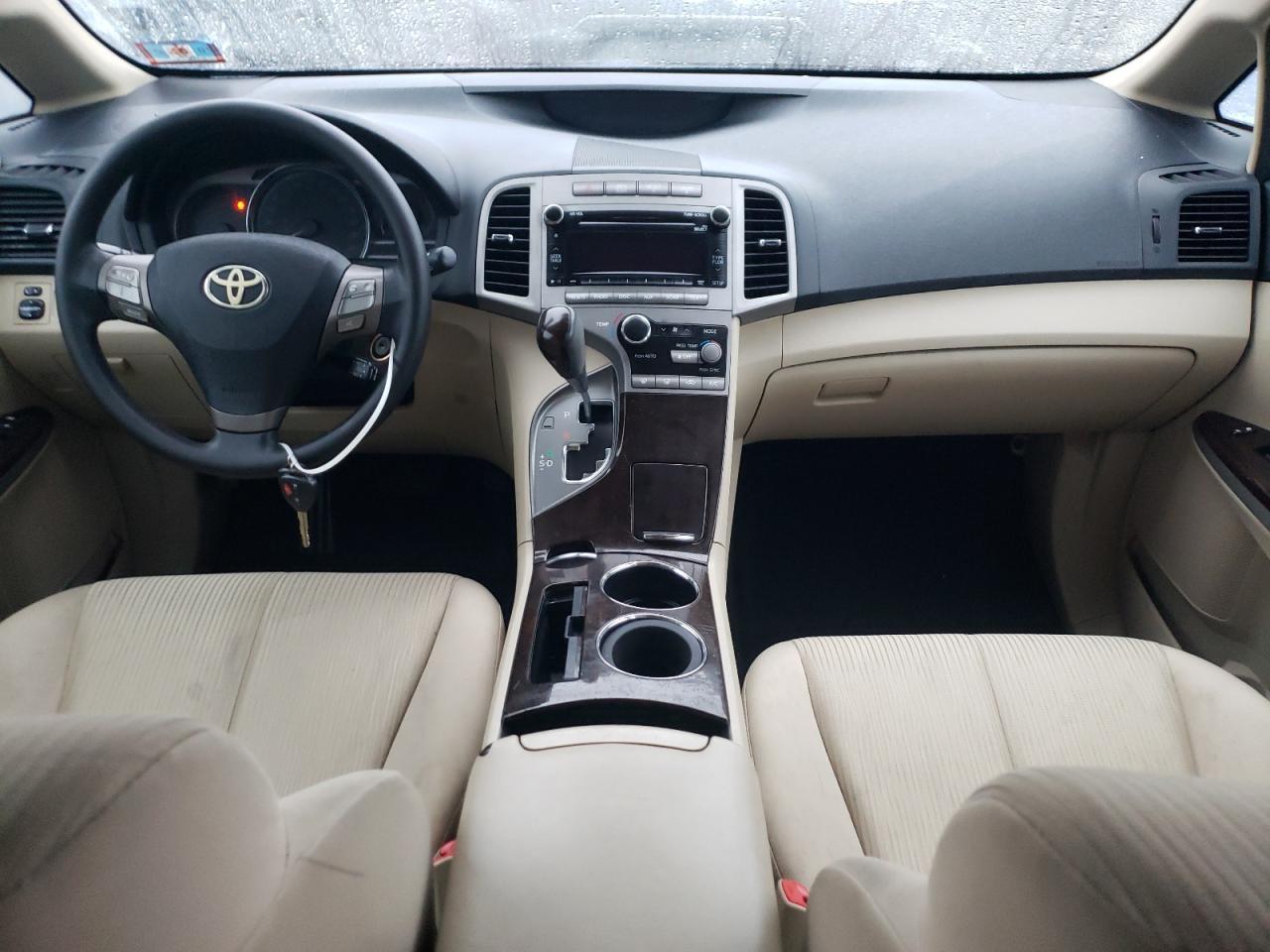 2010 TOYOTA VENZA