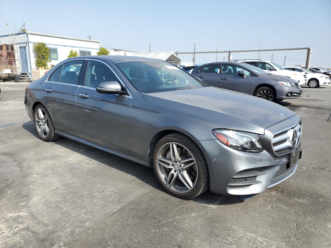 2017 MERCEDES-BENZ E-Class