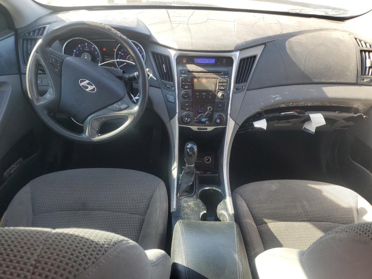 2011 HYUNDAI SONATA