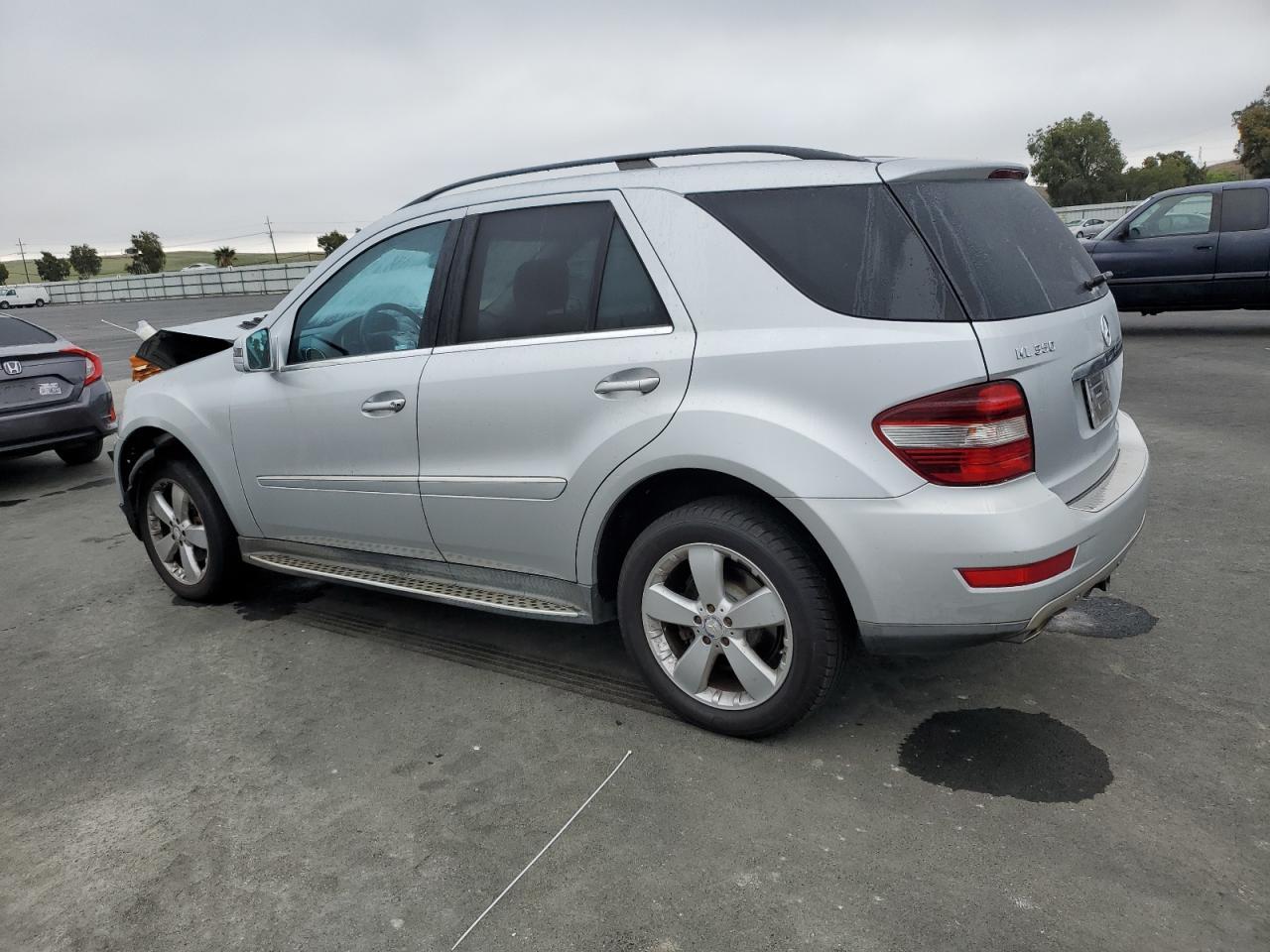 2011 MERCEDES-BENZ ML-Class