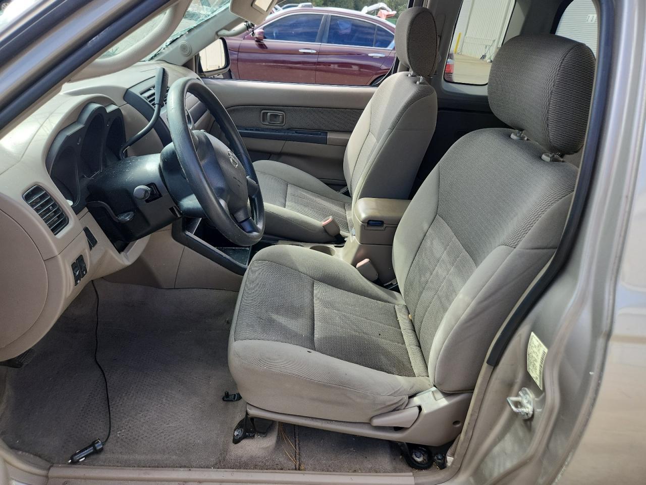 2004 NISSAN Frontier