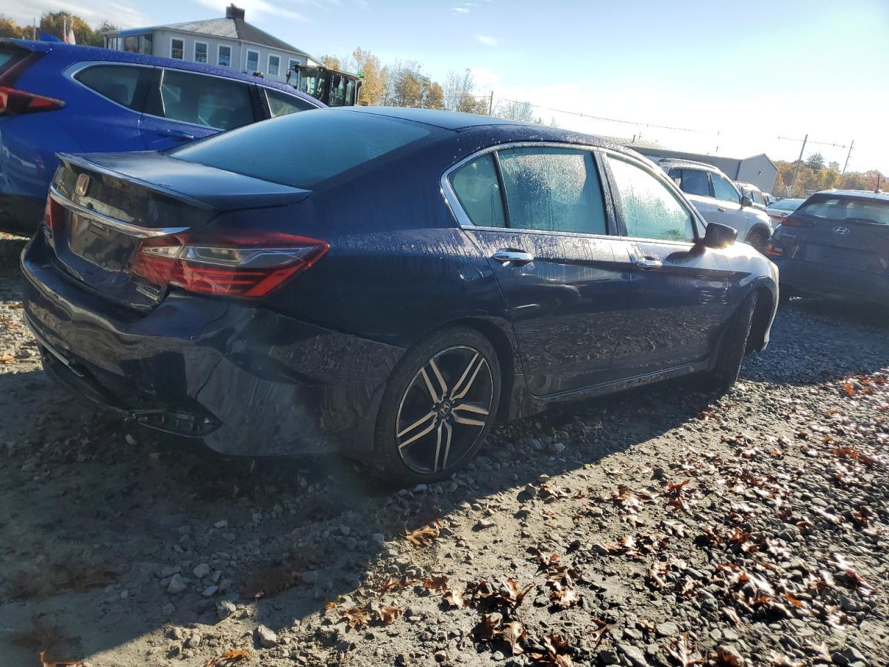 2017 HONDA ACCORD
