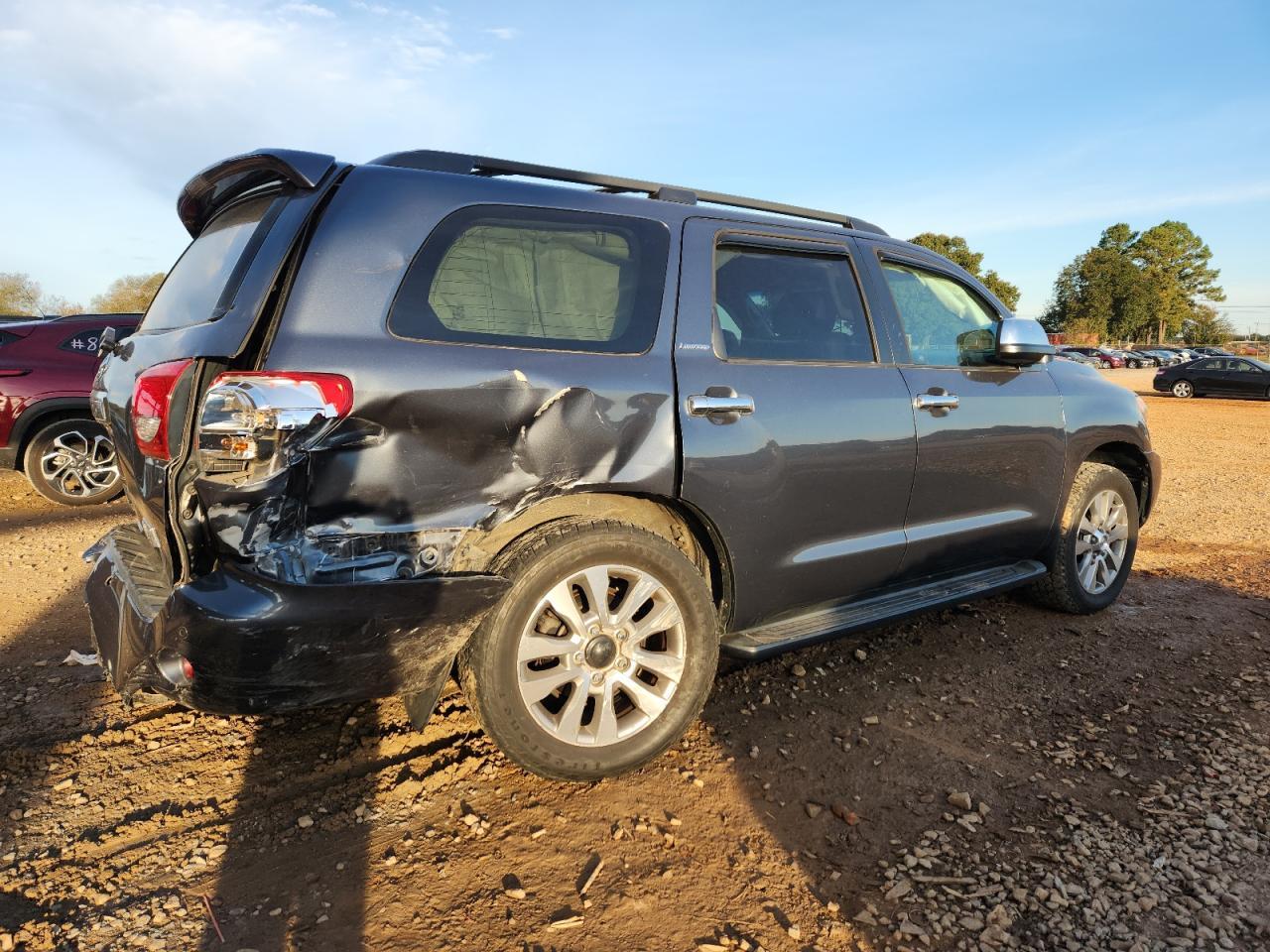 2010 TOYOTA Sequoia