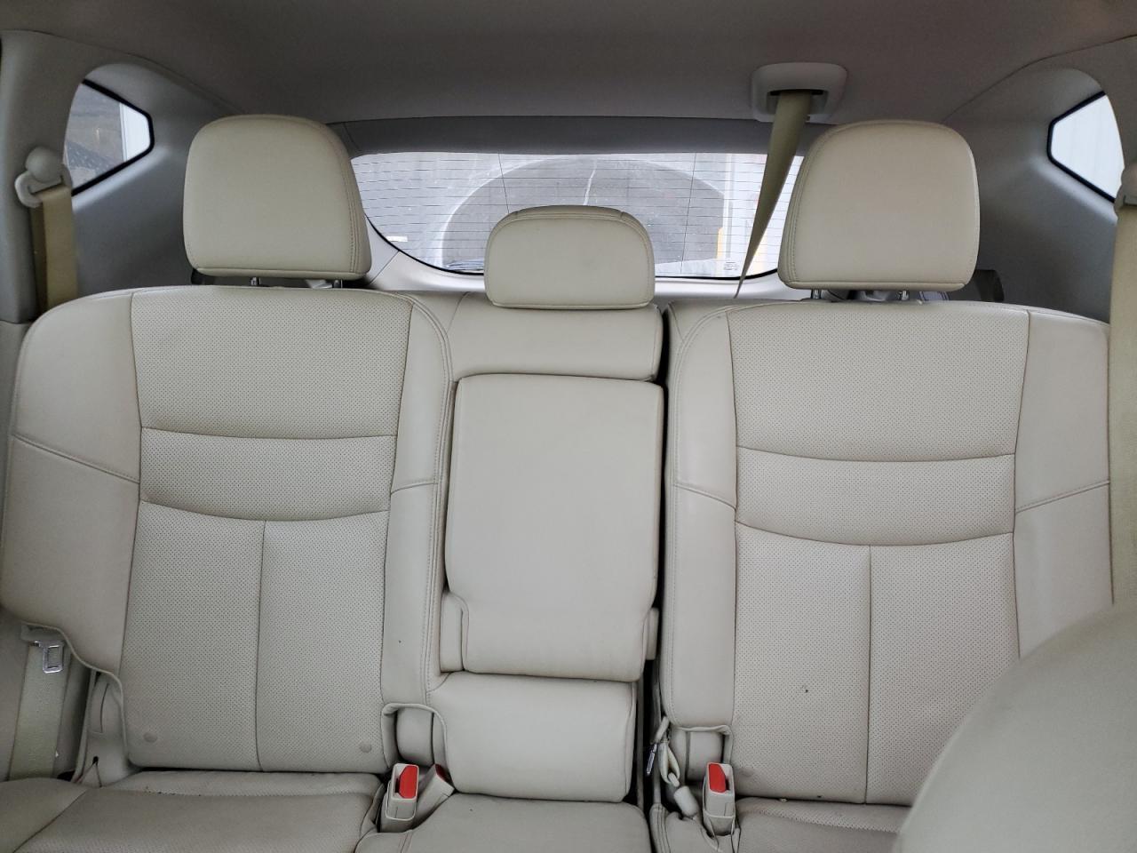 2016 NISSAN MURANO