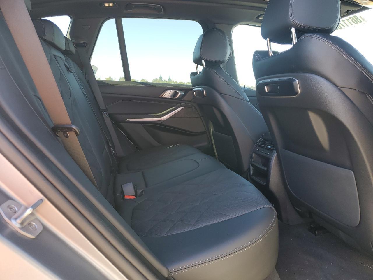 2025 BMW X5
