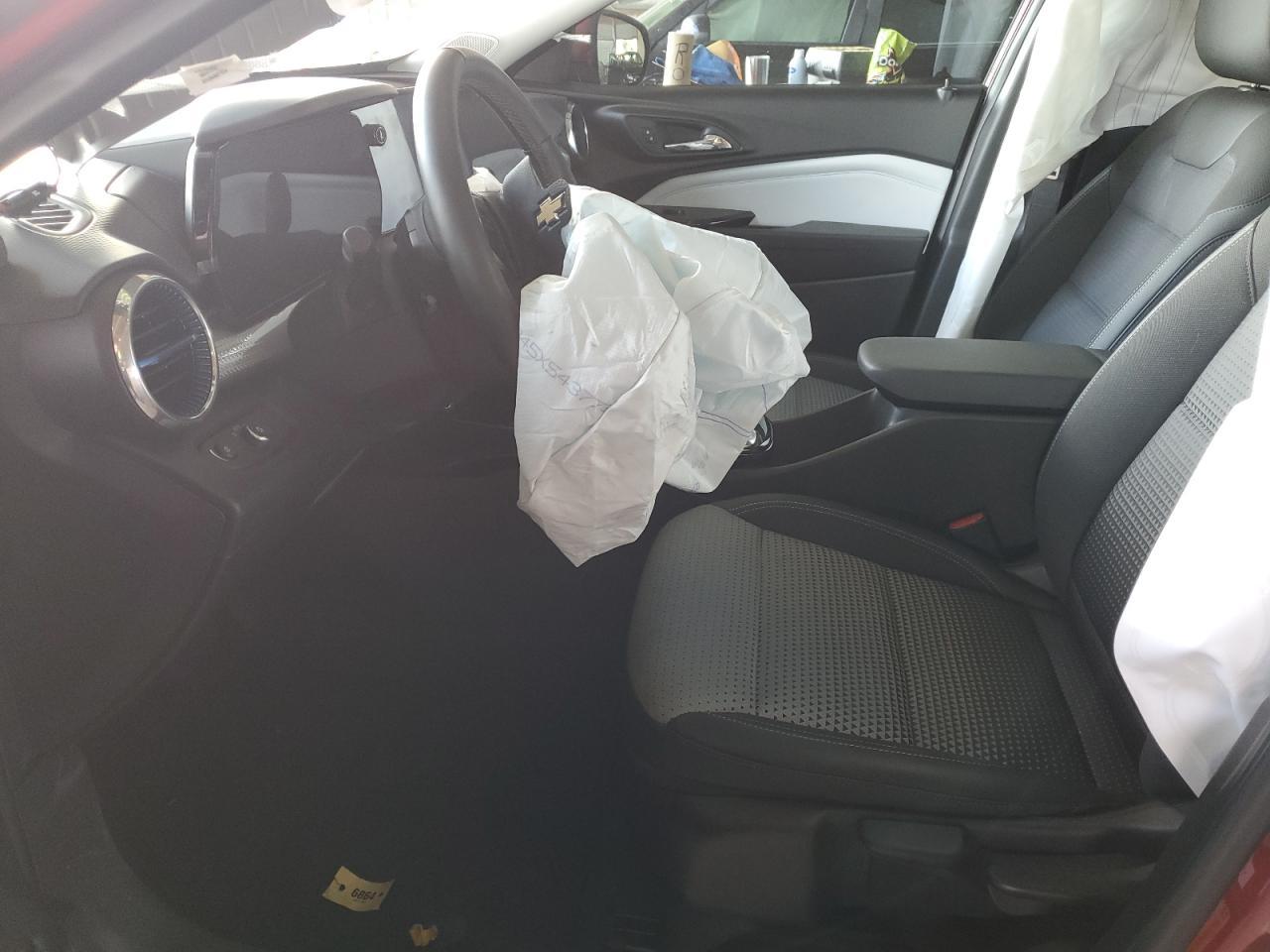 2025 CHEVROLET TRAX
