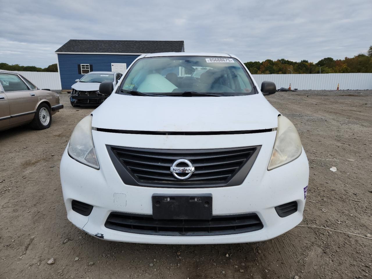 2012 NISSAN VERSA