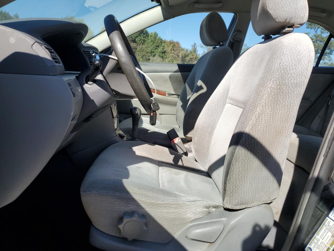 2004 TOYOTA COROLLA