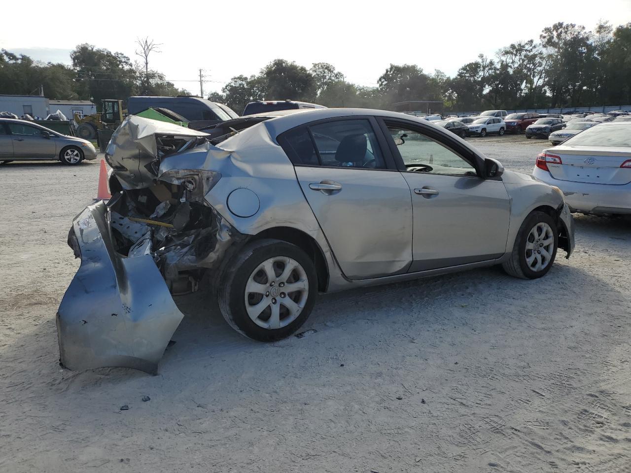 2010 MAZDA 3