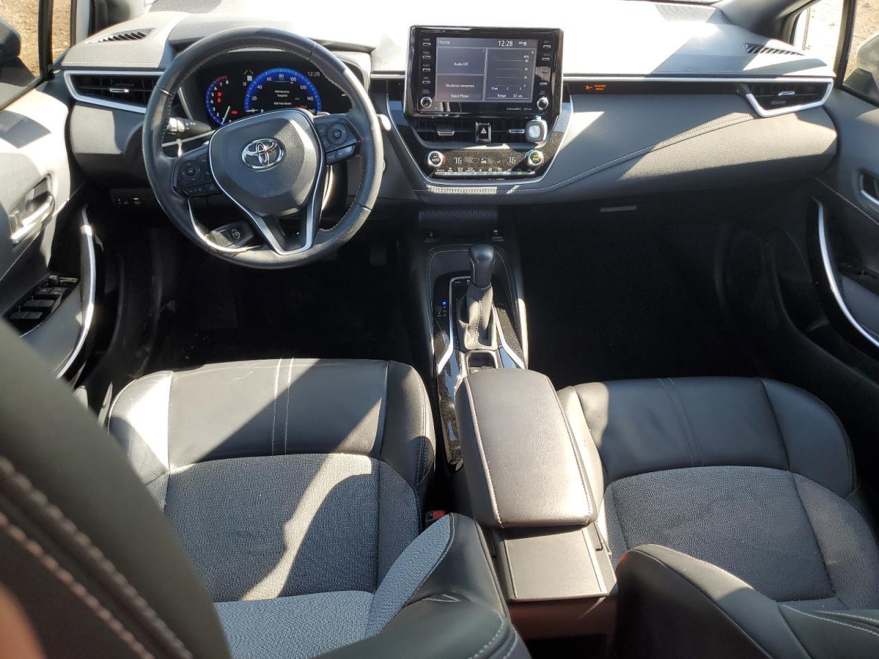 2022 TOYOTA COROLLA