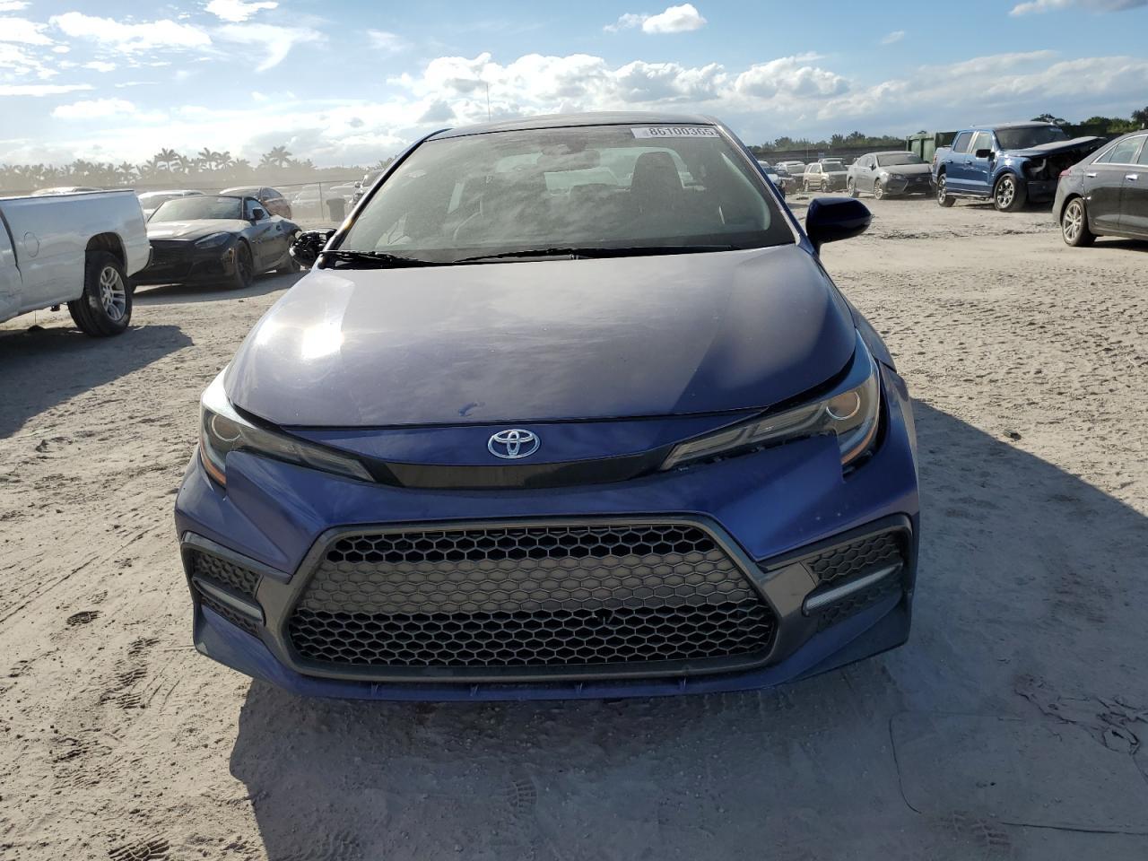 2022 TOYOTA COROLLA