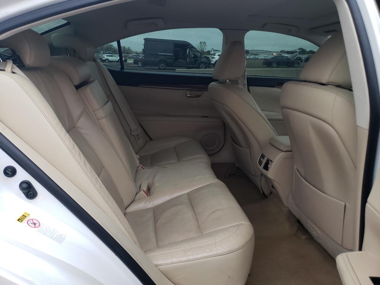 2015 LEXUS Es